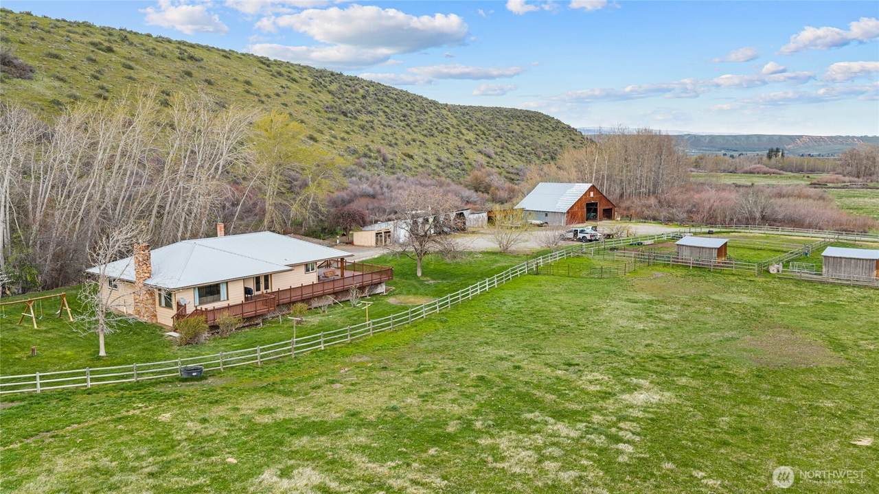 3661 Taneum Road - Photo 1