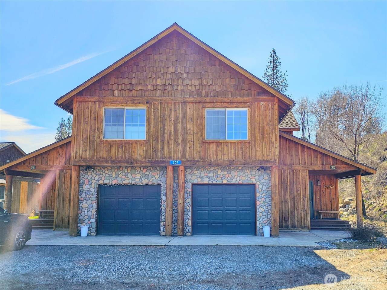 307 2 Cascadian Lane - Photo 1