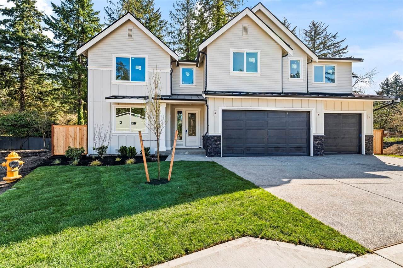 11241 79th Avenue Ct - Photo 1