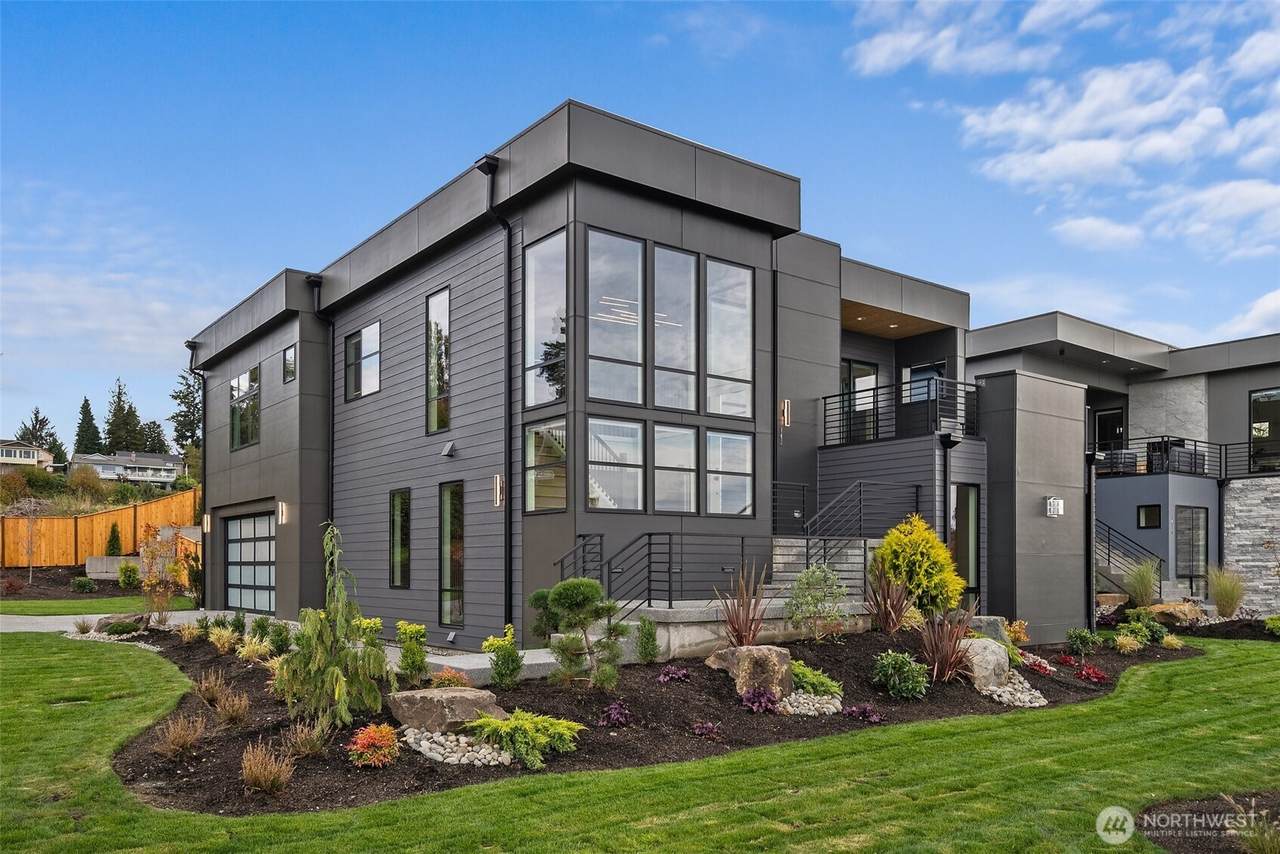 1422 Sequalish Street - Photo 1