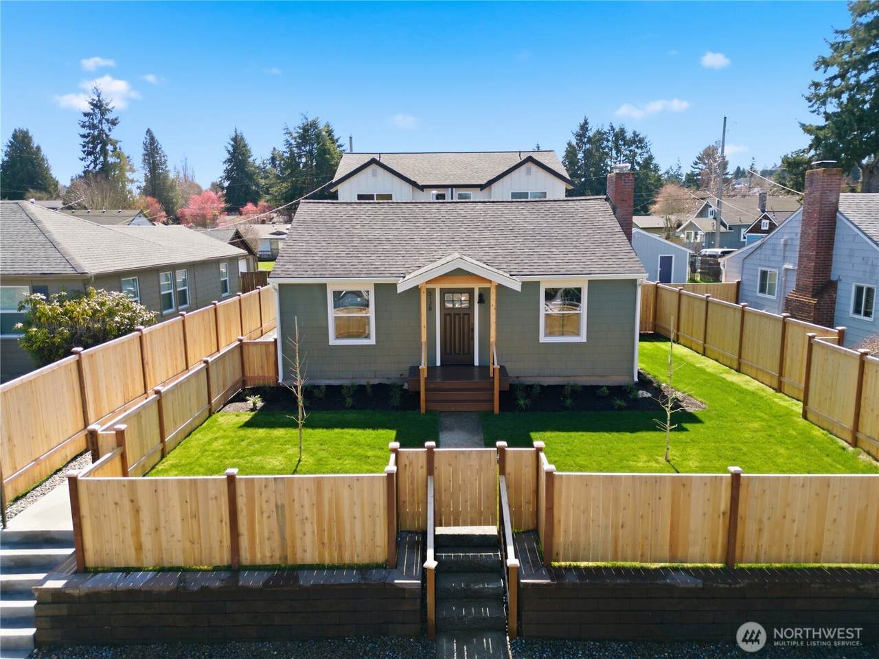 5128 39th Street - Photo 1