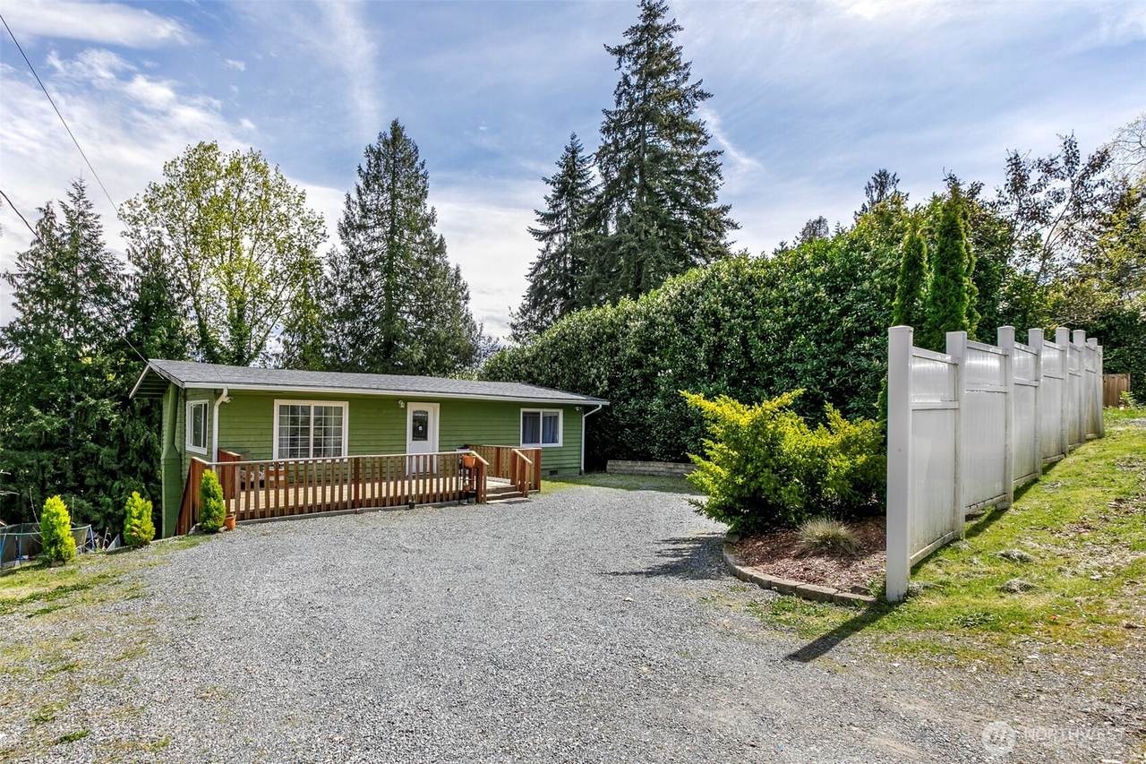 11122 59th Avenue - Photo 1