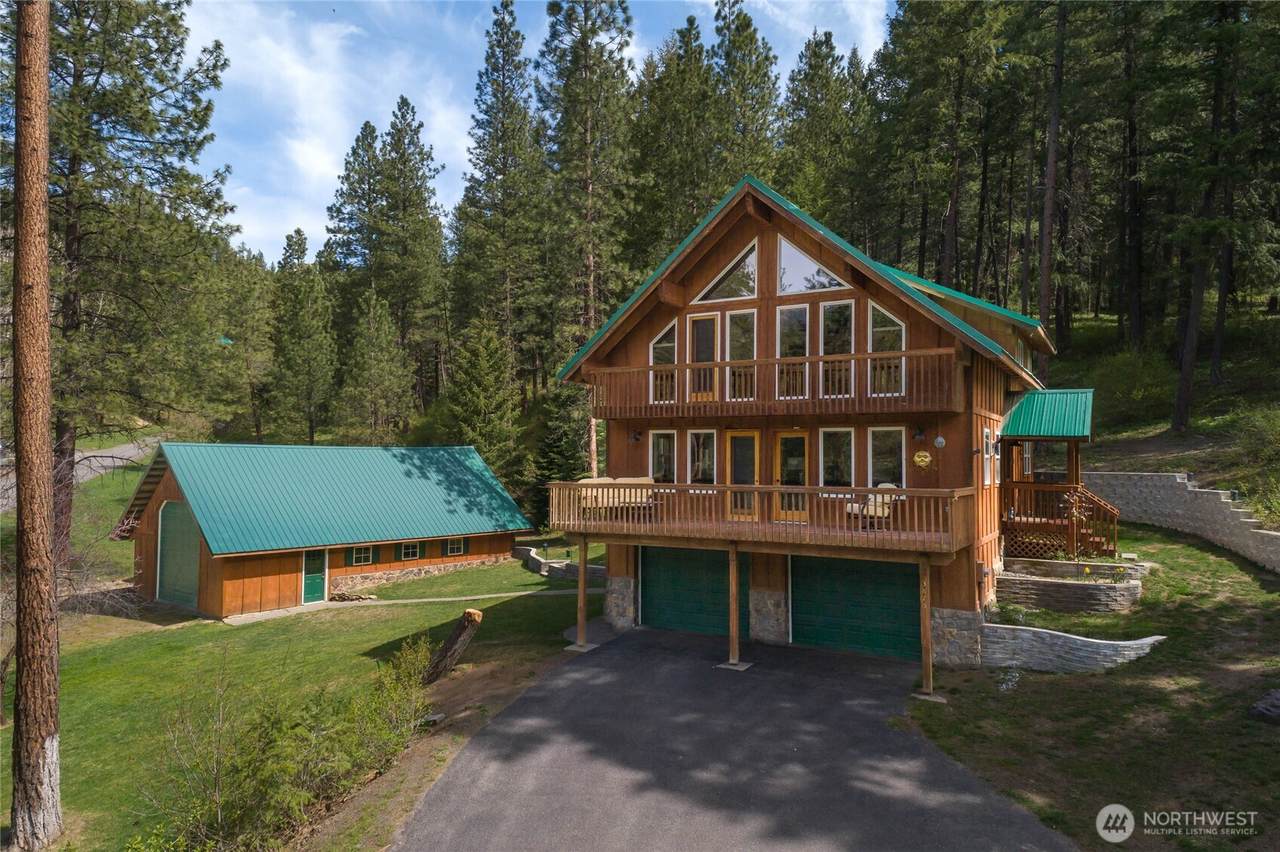 3875 Camas Creek Road - Photo 1