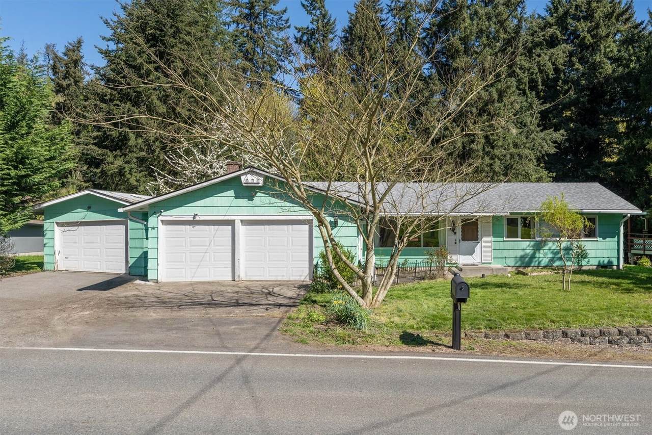142 Inglewood Drive - Photo 1