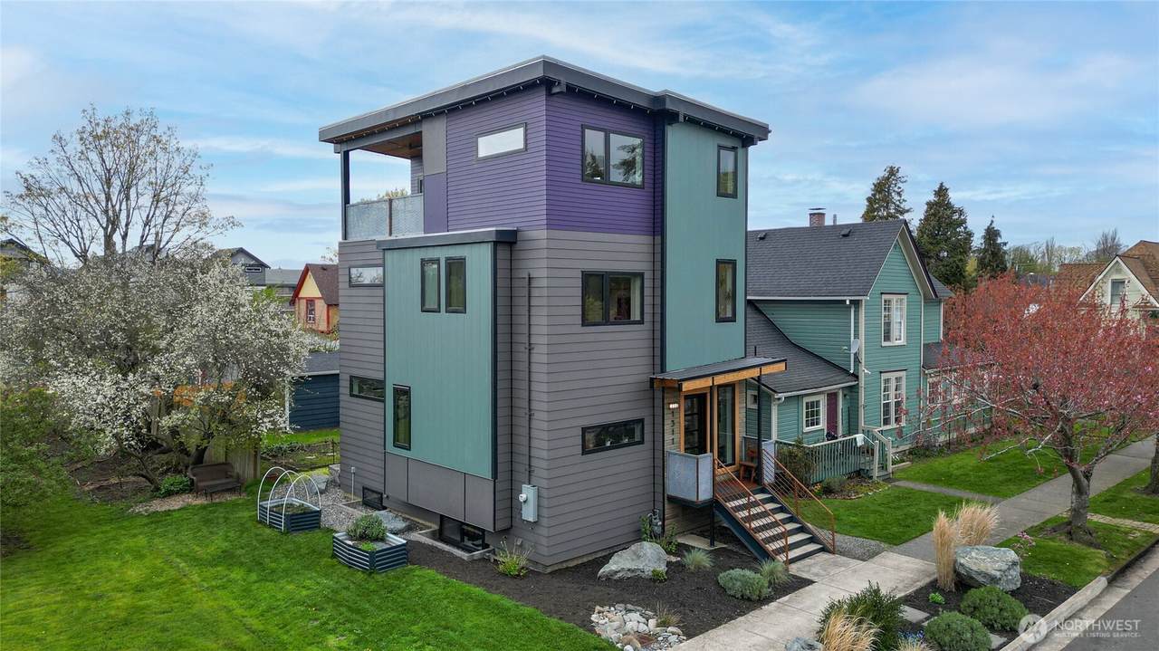 1311 Bancroft Street - Photo 1