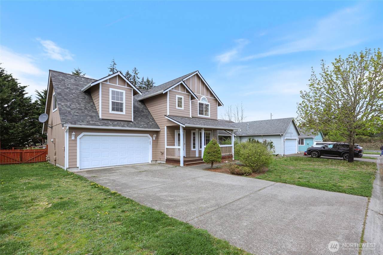 15811 90th Avenue - Photo 1