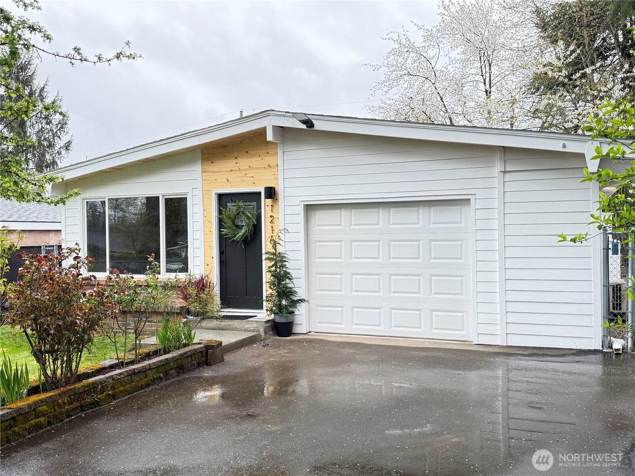 1216 70th Street - Photo 1