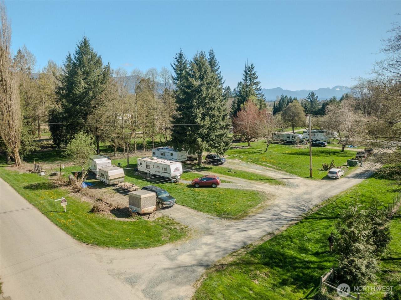 320 Elm Street - Photo 1