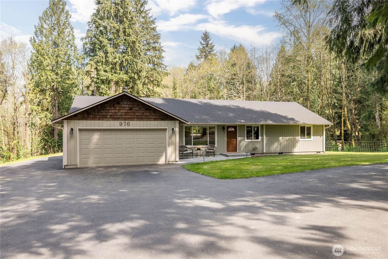 976 Sandy Bend Road - Photo 1