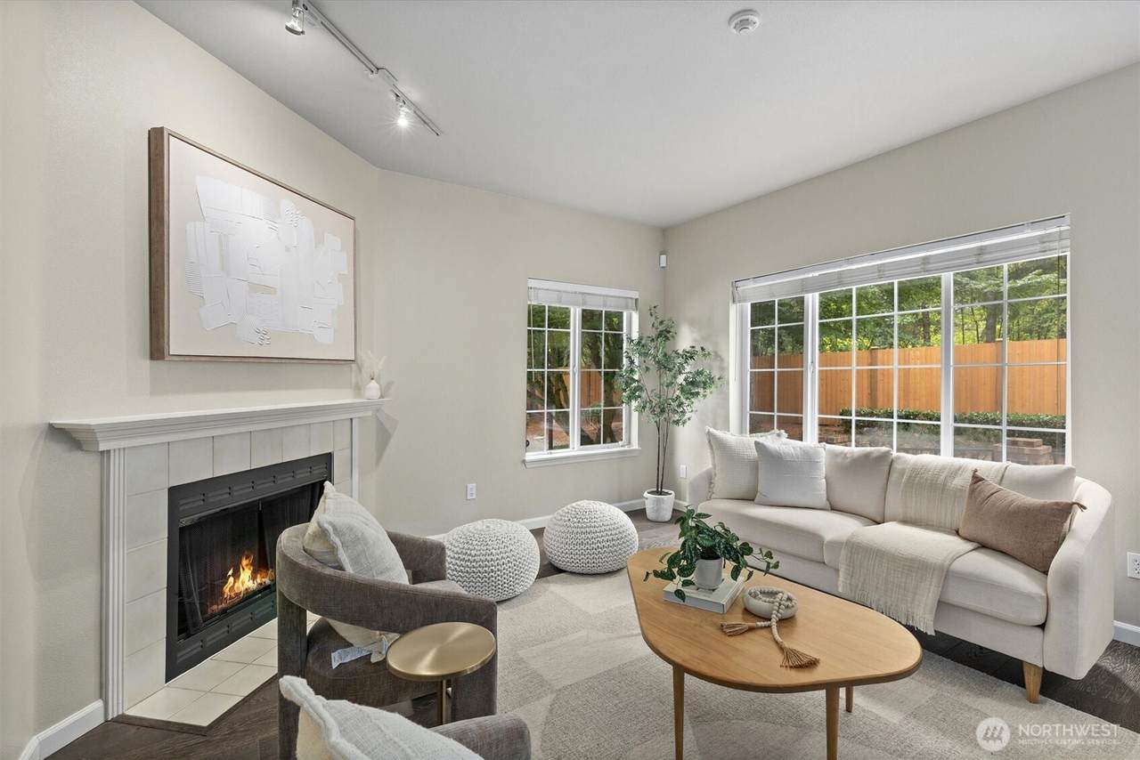 10909 Avondale Road - Photo 1