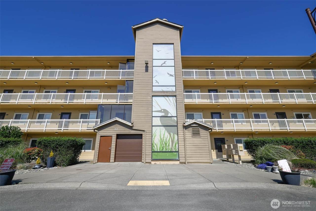 262 Oyhut Bay Boulevard - Photo 1
