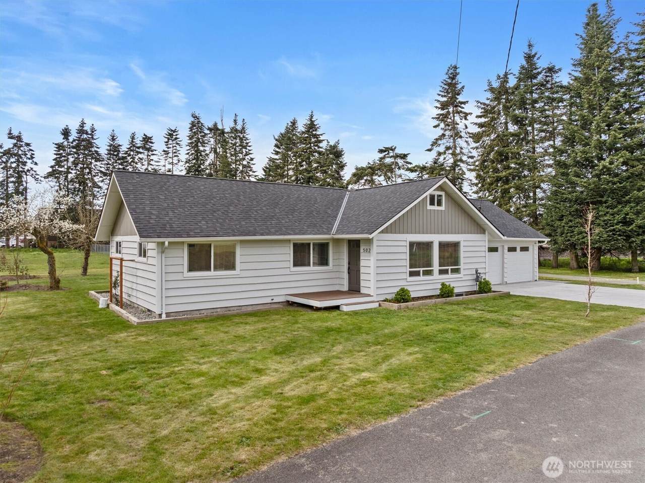 502 19th Street - Photo 1