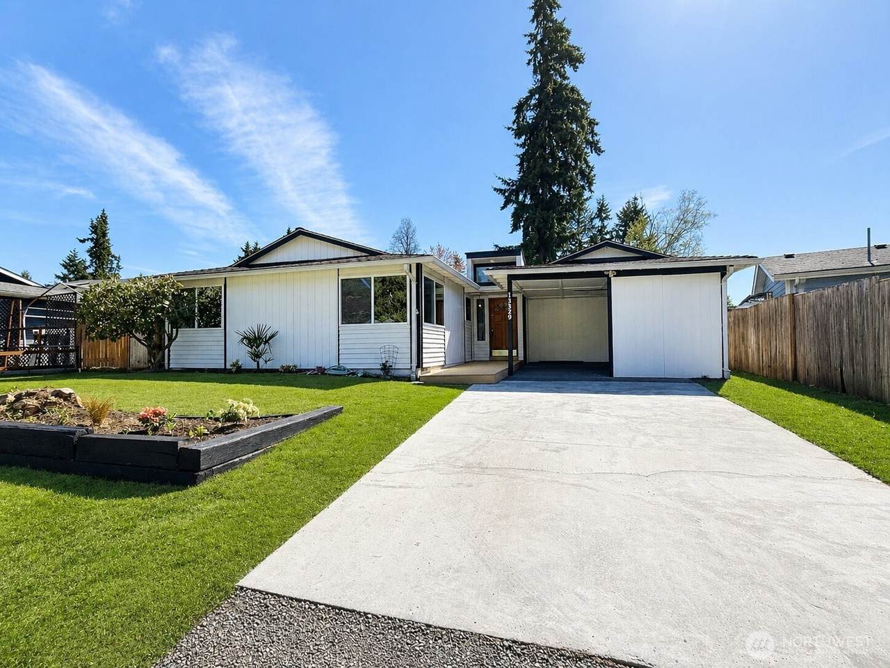 13329 58th Drive - Photo 1