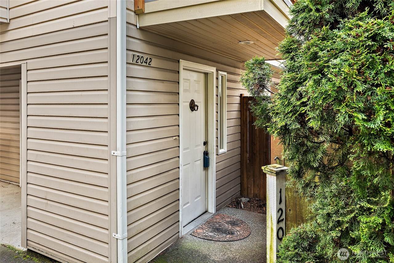 12042 31st Avenue - Photo 1