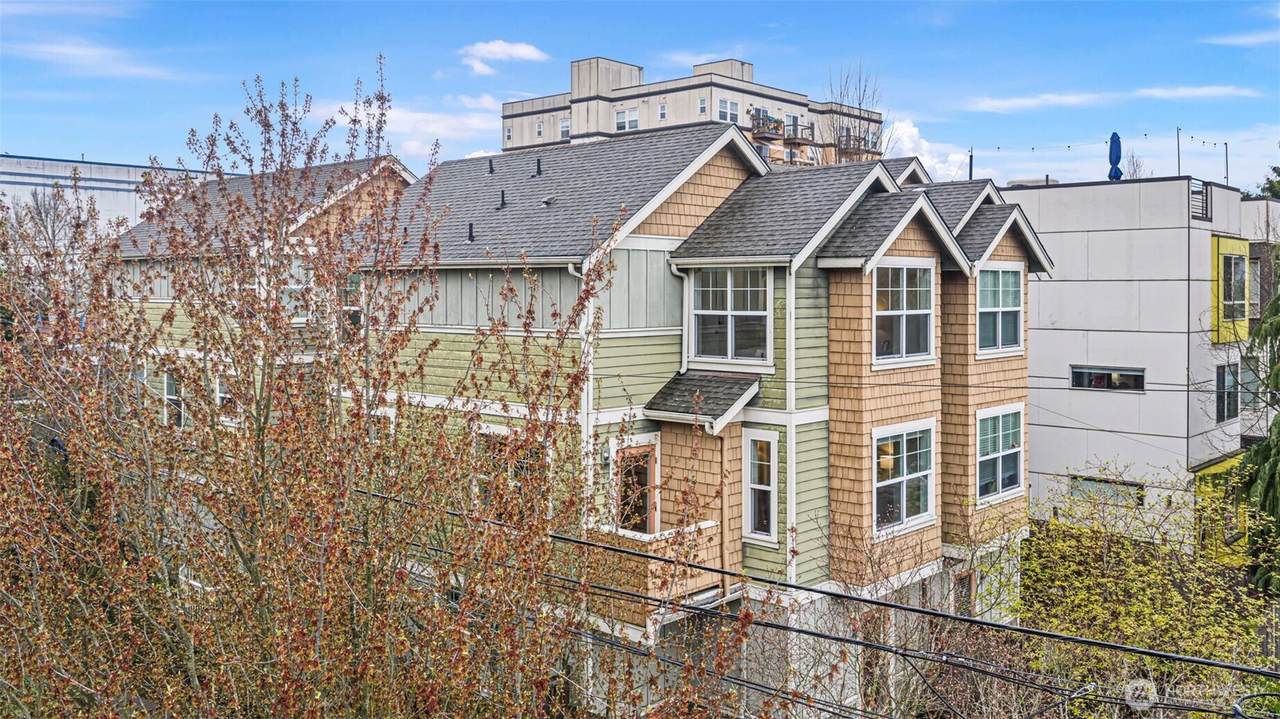 9501 Interlake Avenue - Photo 1