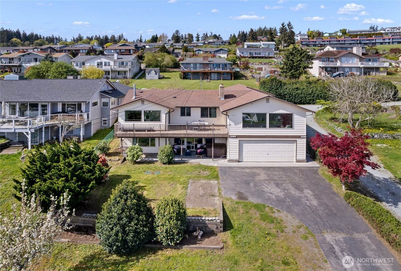 1462 Camano Drive - Photo 1