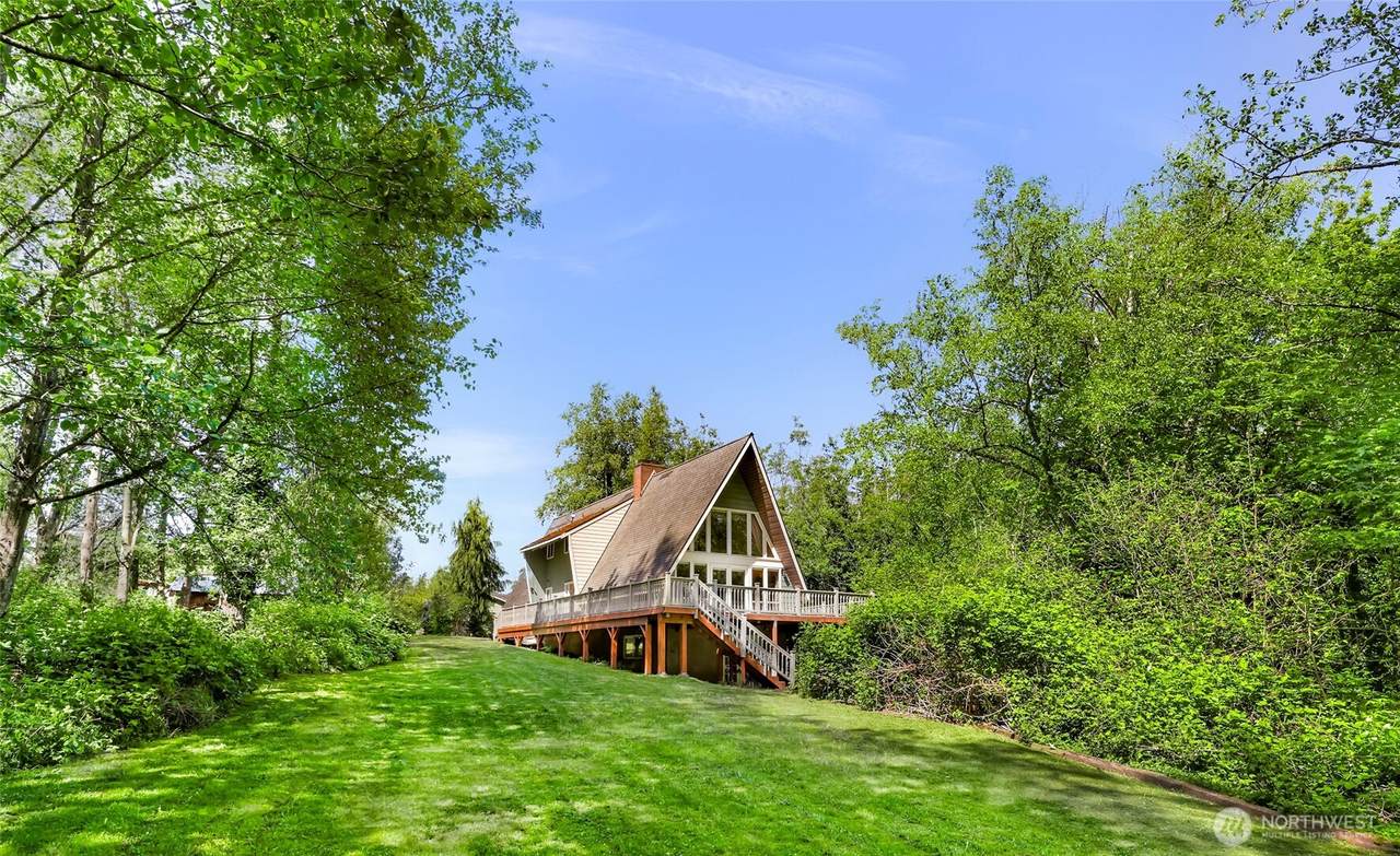 1418 Blackburn Road - Photo 1