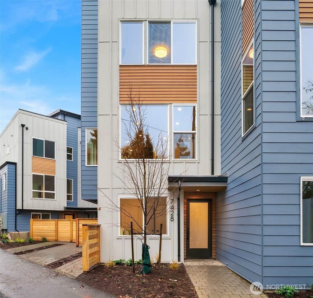 7428 2nd Avenue - Photo 1
