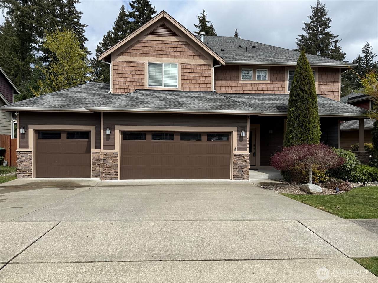4006 20th Avenue - Photo 1