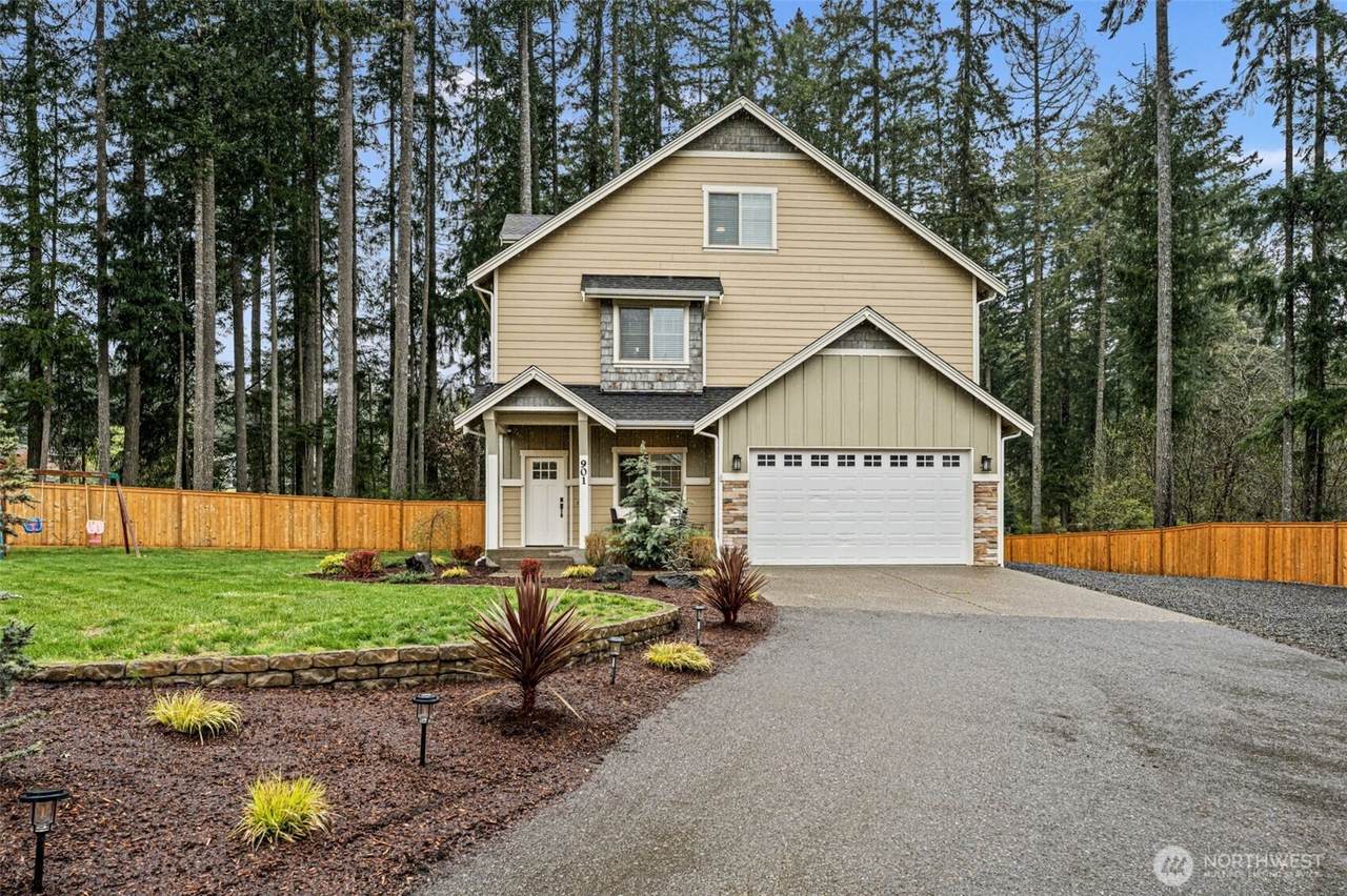 901 Norpoint Court - Photo 1