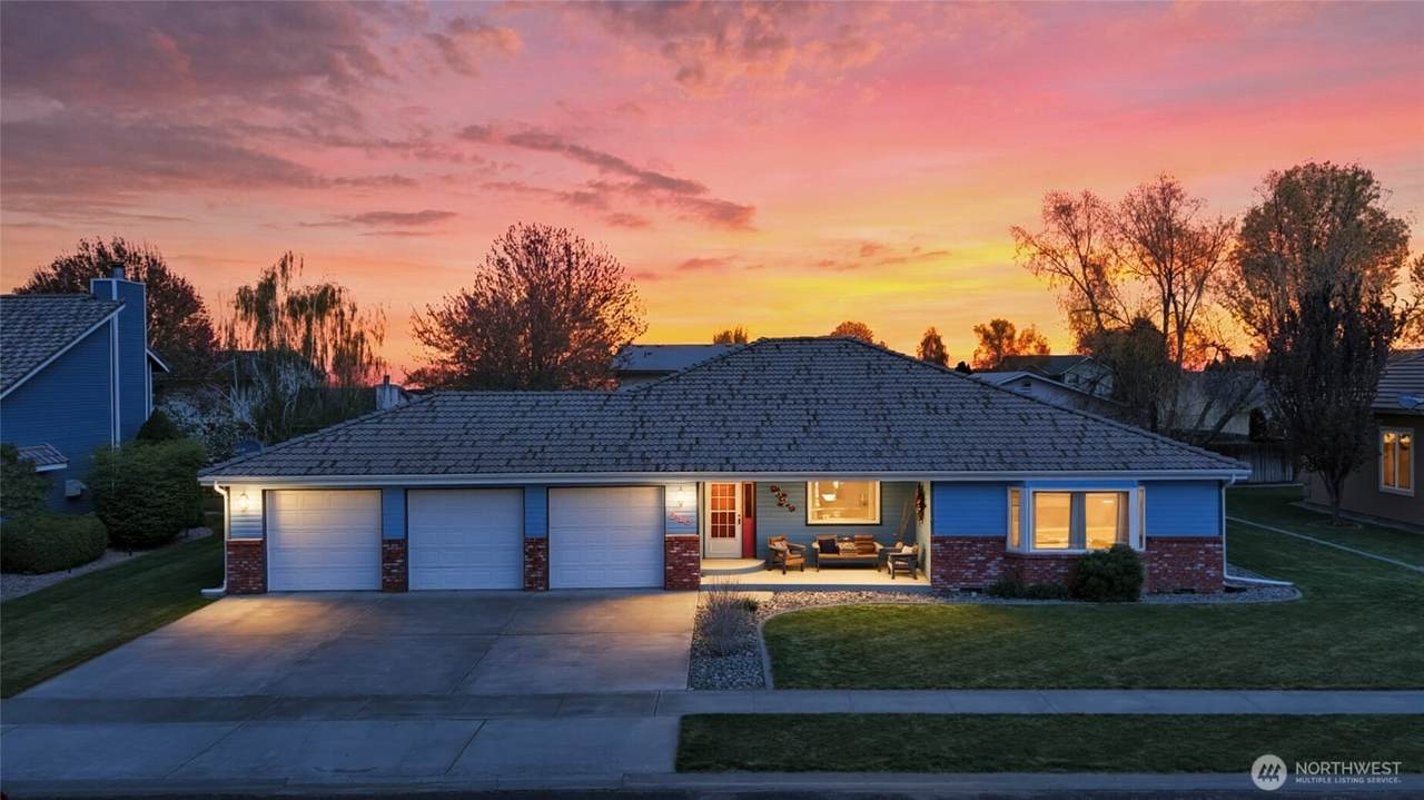 216 Tanglewood Drive - Photo 1