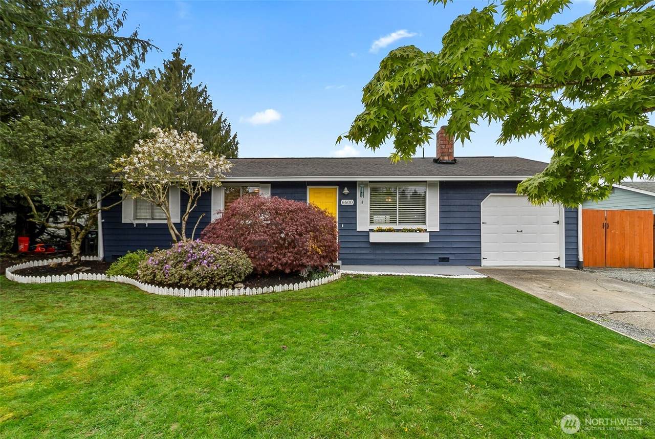 6600 66th Drive - Photo 1