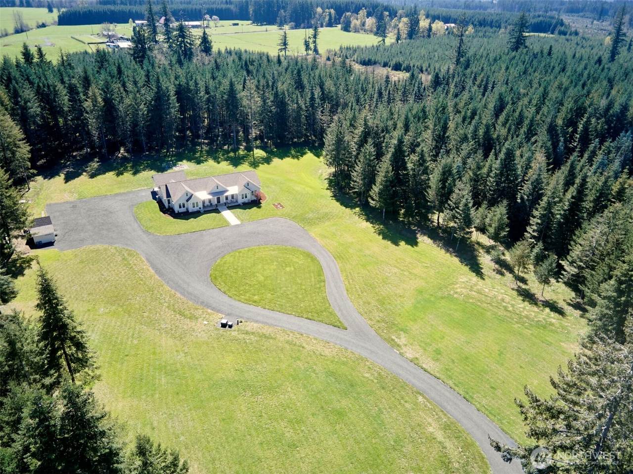 215 Bear Creek Lane - Photo 1