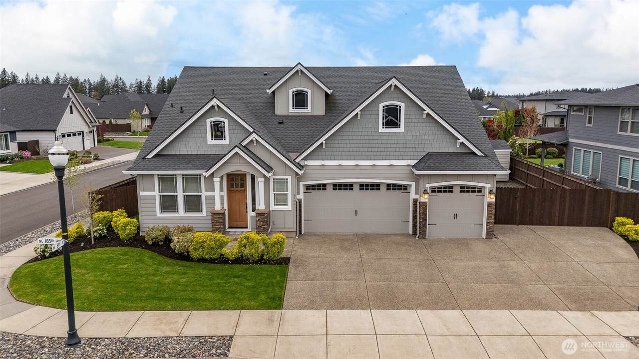 8104 185th Avenue - Photo 1