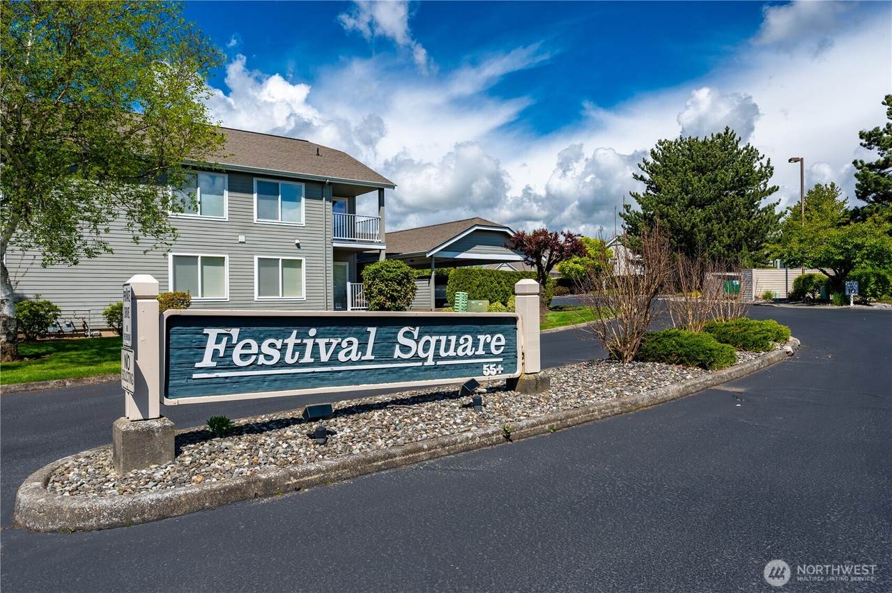 5010 Festival Boulevard - Photo 1