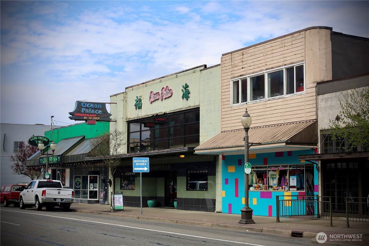 112 Wishkah Street - Photo 1