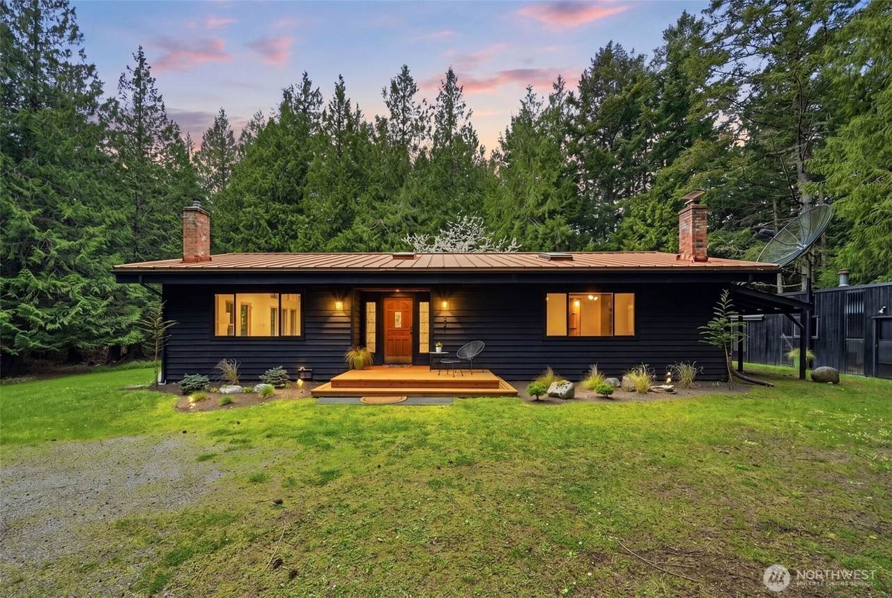 102 Byron Road - Photo 1