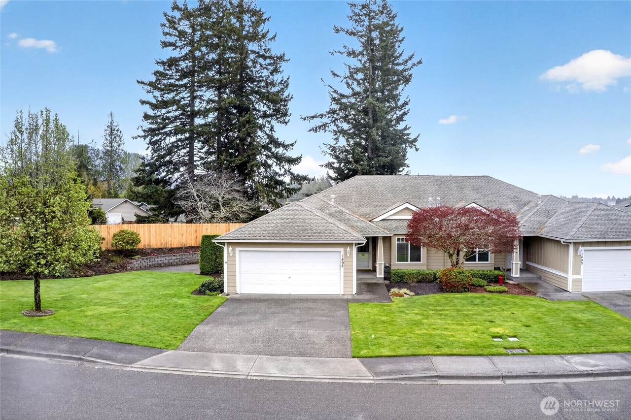 1492 Mountain View Drive - Photo 1