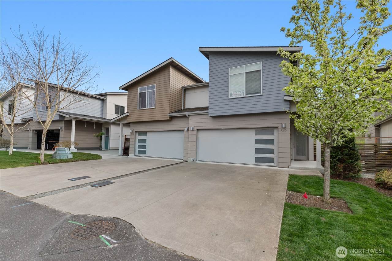 517 Spring Vista Place - Photo 1