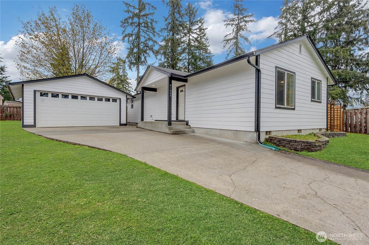 21605 143rd Street - Photo 1