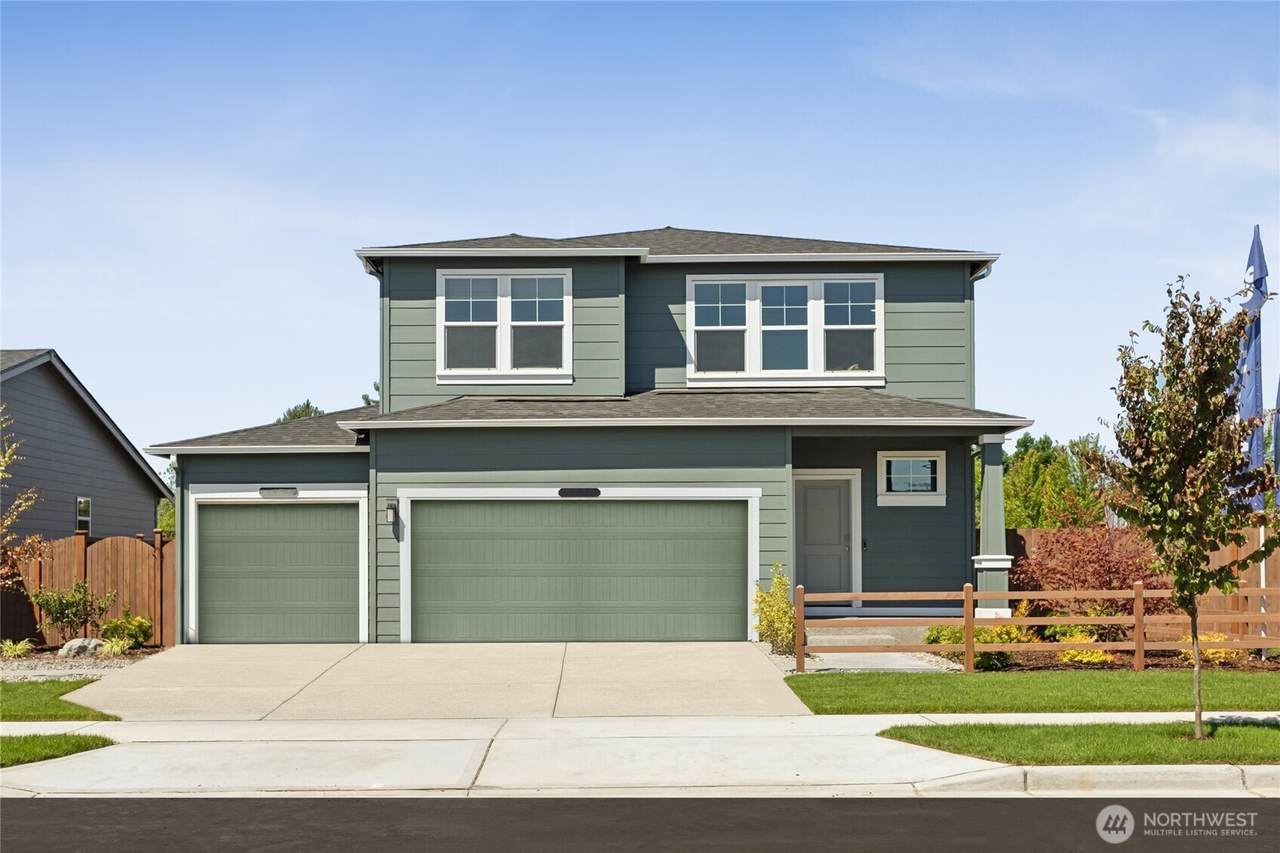563 Hann Street - Photo 1