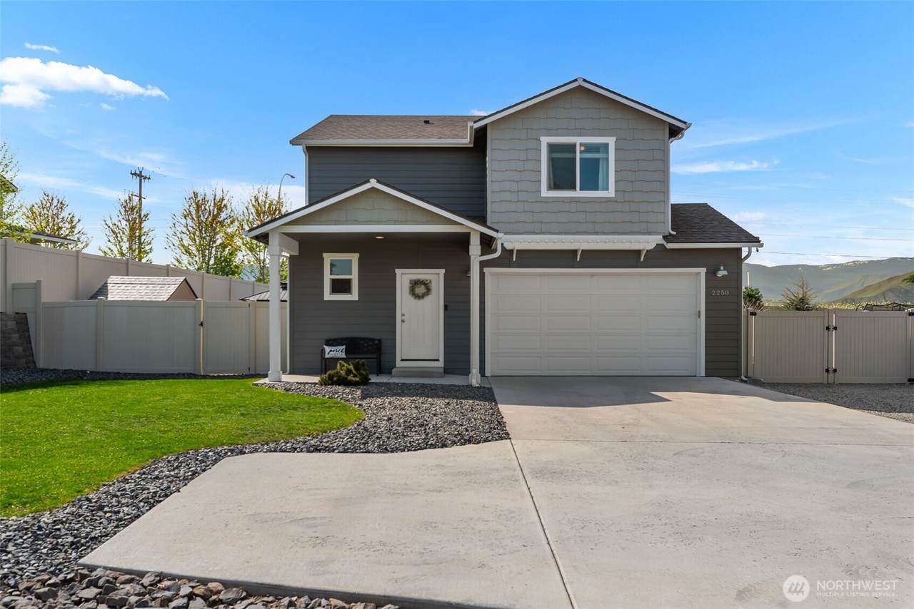 2250 Treat Street - Photo 1