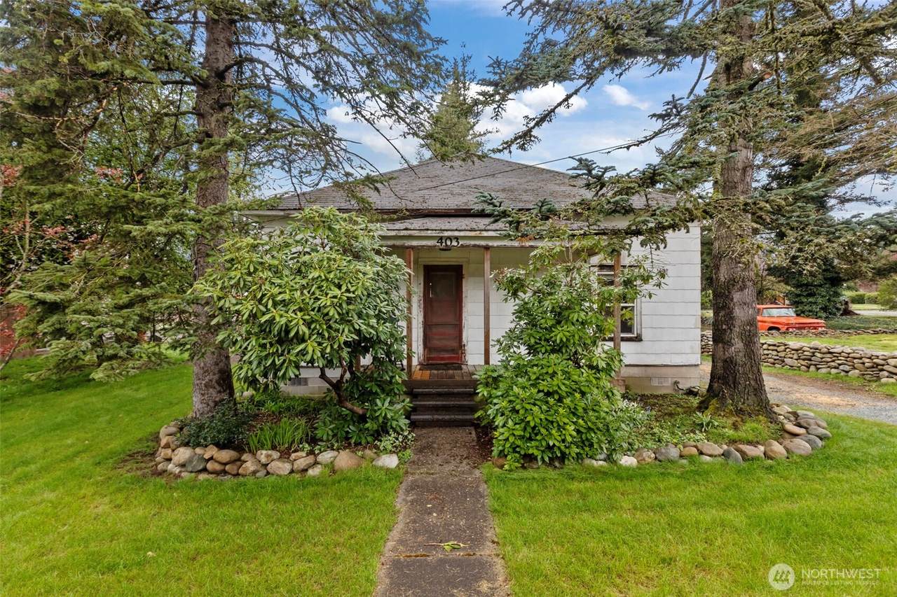 413 Croft Avenue - Photo 1
