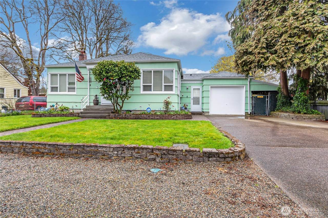 514 115th Street - Photo 1
