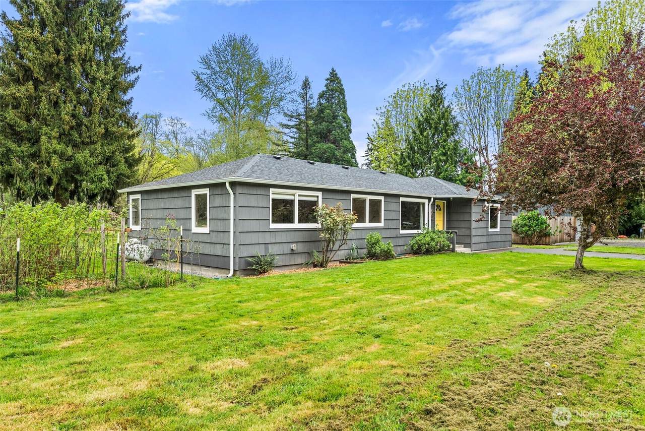 339 Conine Street - Photo 1