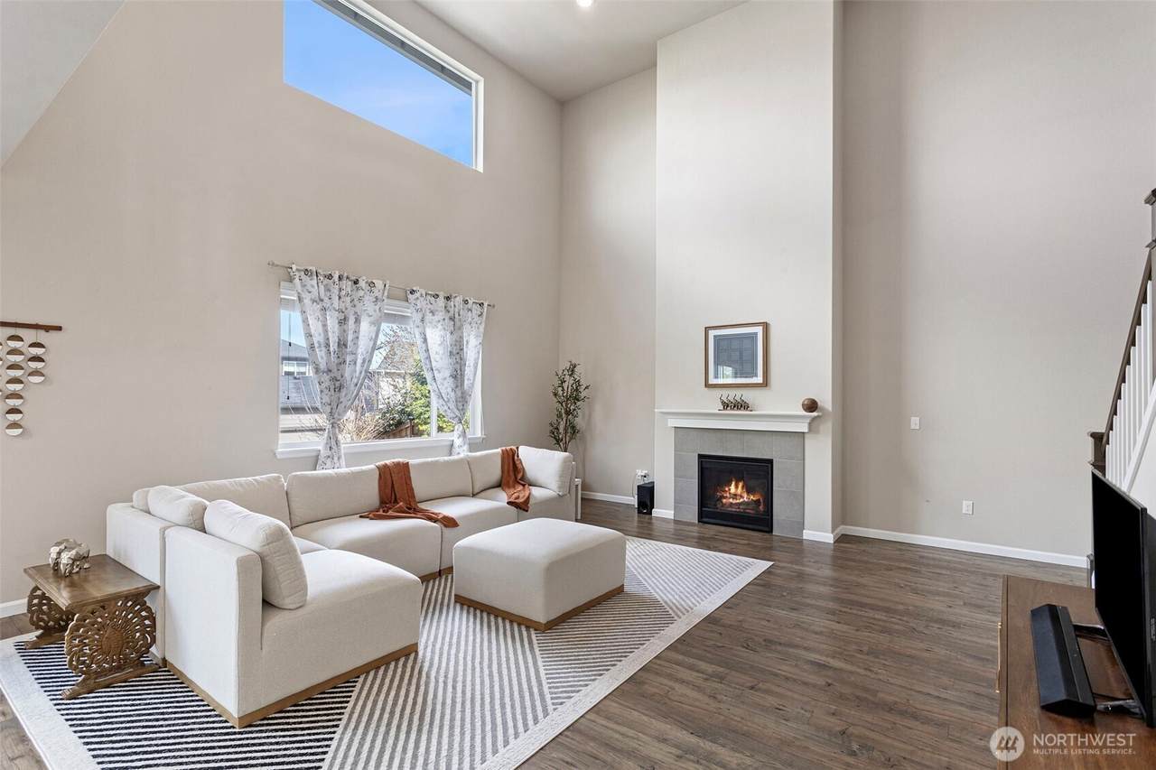 18439 138th Street - Photo 1