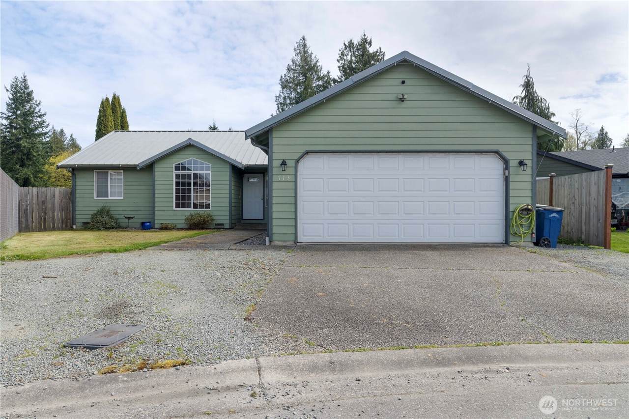 713 Central Place - Photo 1