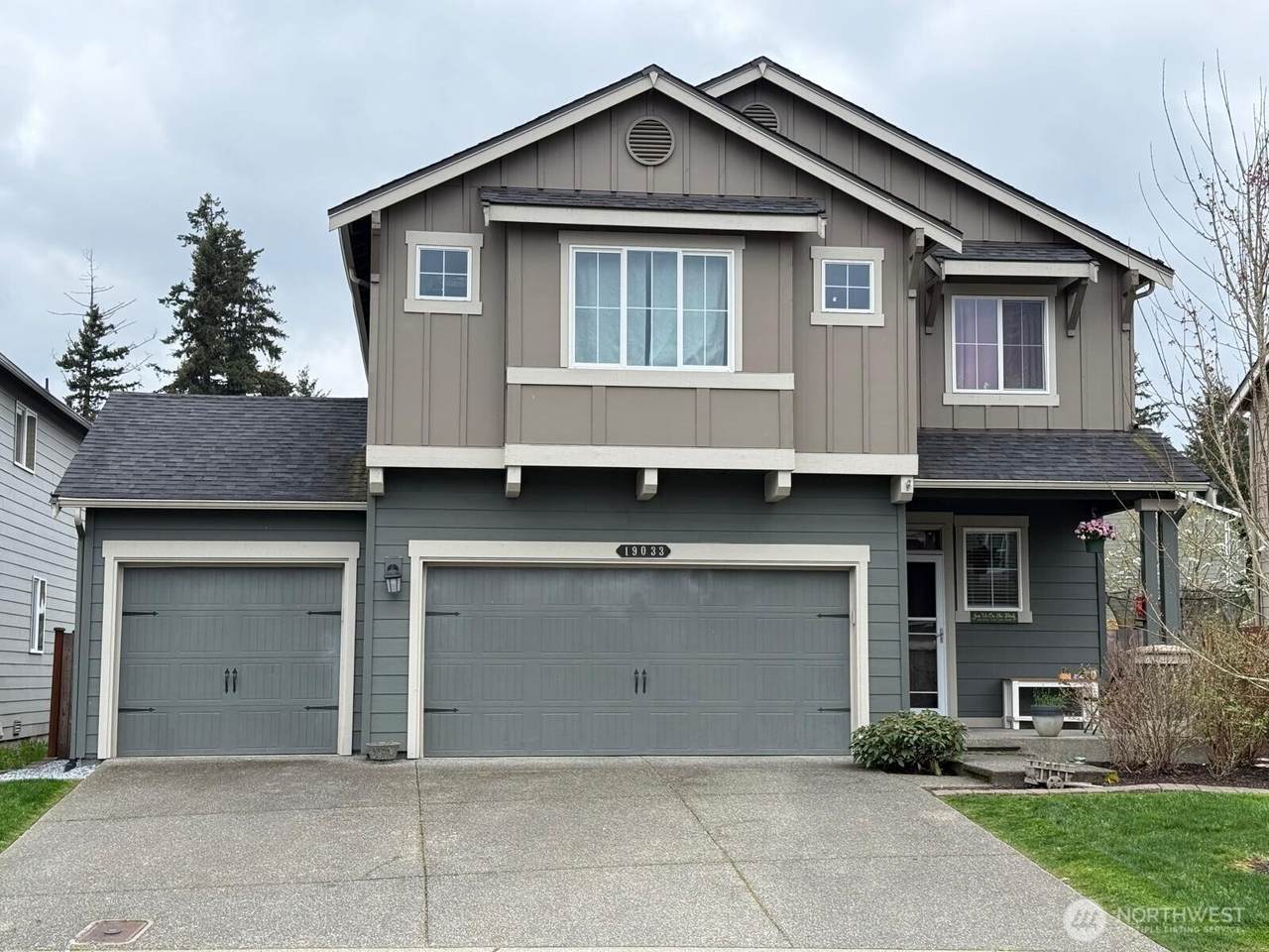 19033 110th Avenue Ct - Photo 1