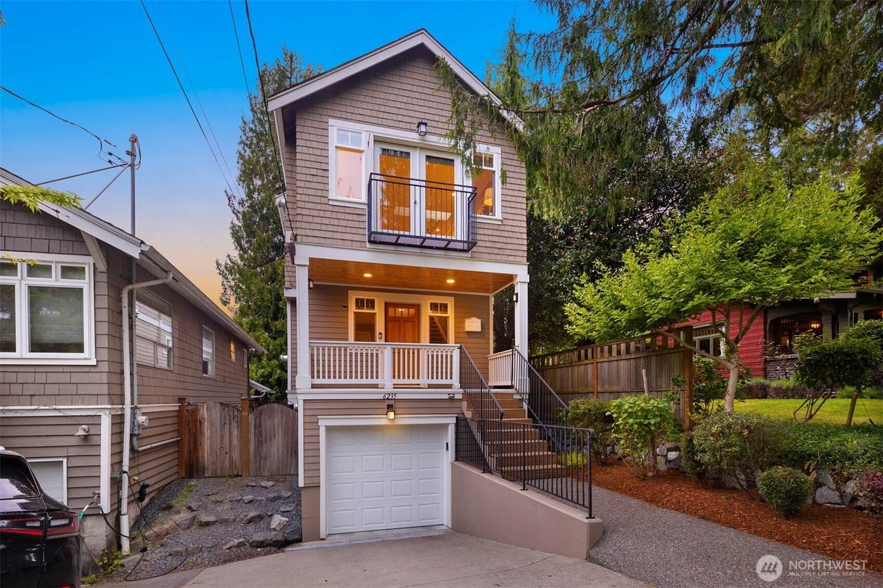 6235 31st Avenue - Photo 1