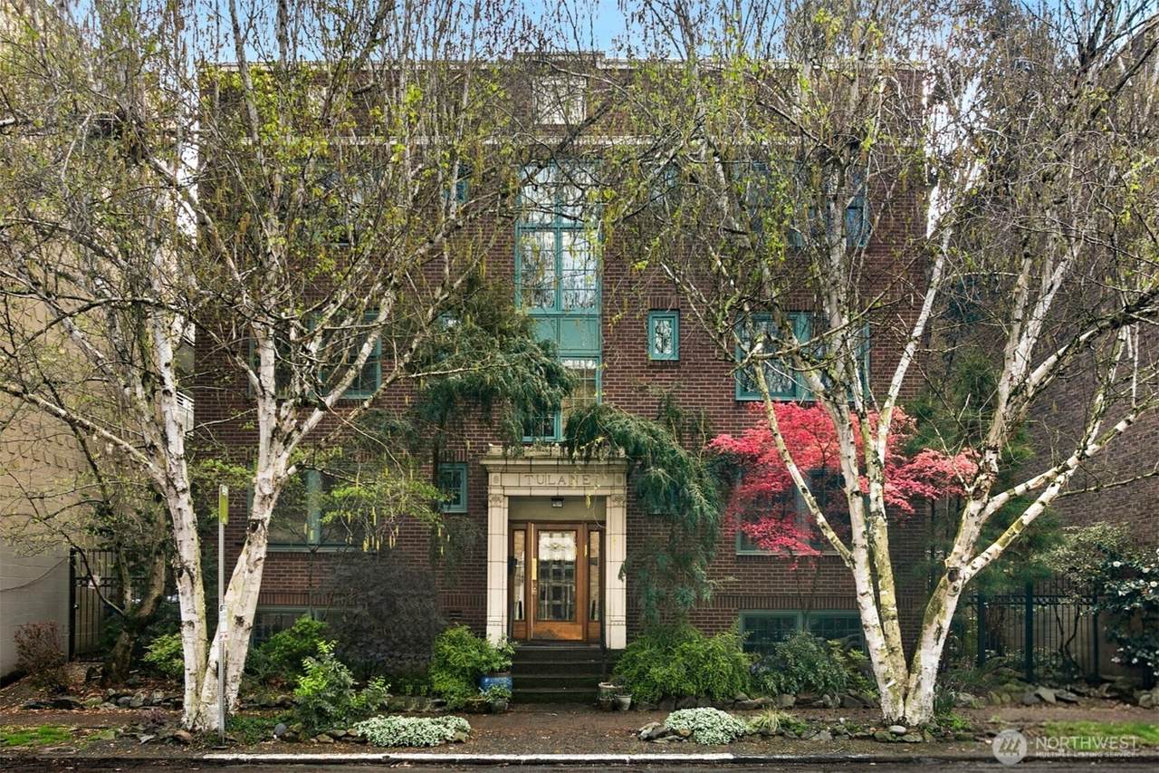 408 Bellevue Avenue - Photo 1