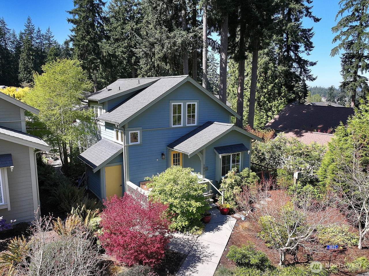 1021 High View Street - Photo 1