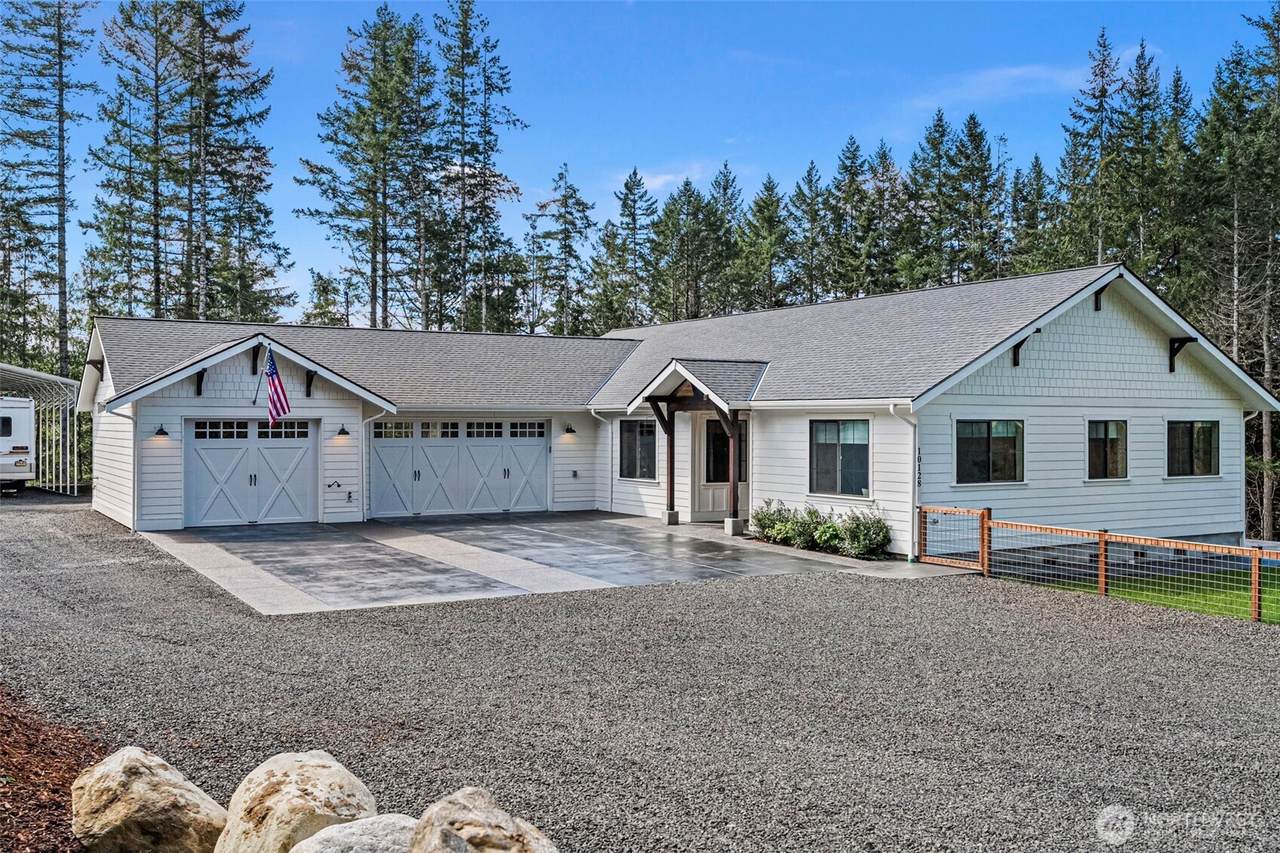 10128 Merlins Lane - Photo 1