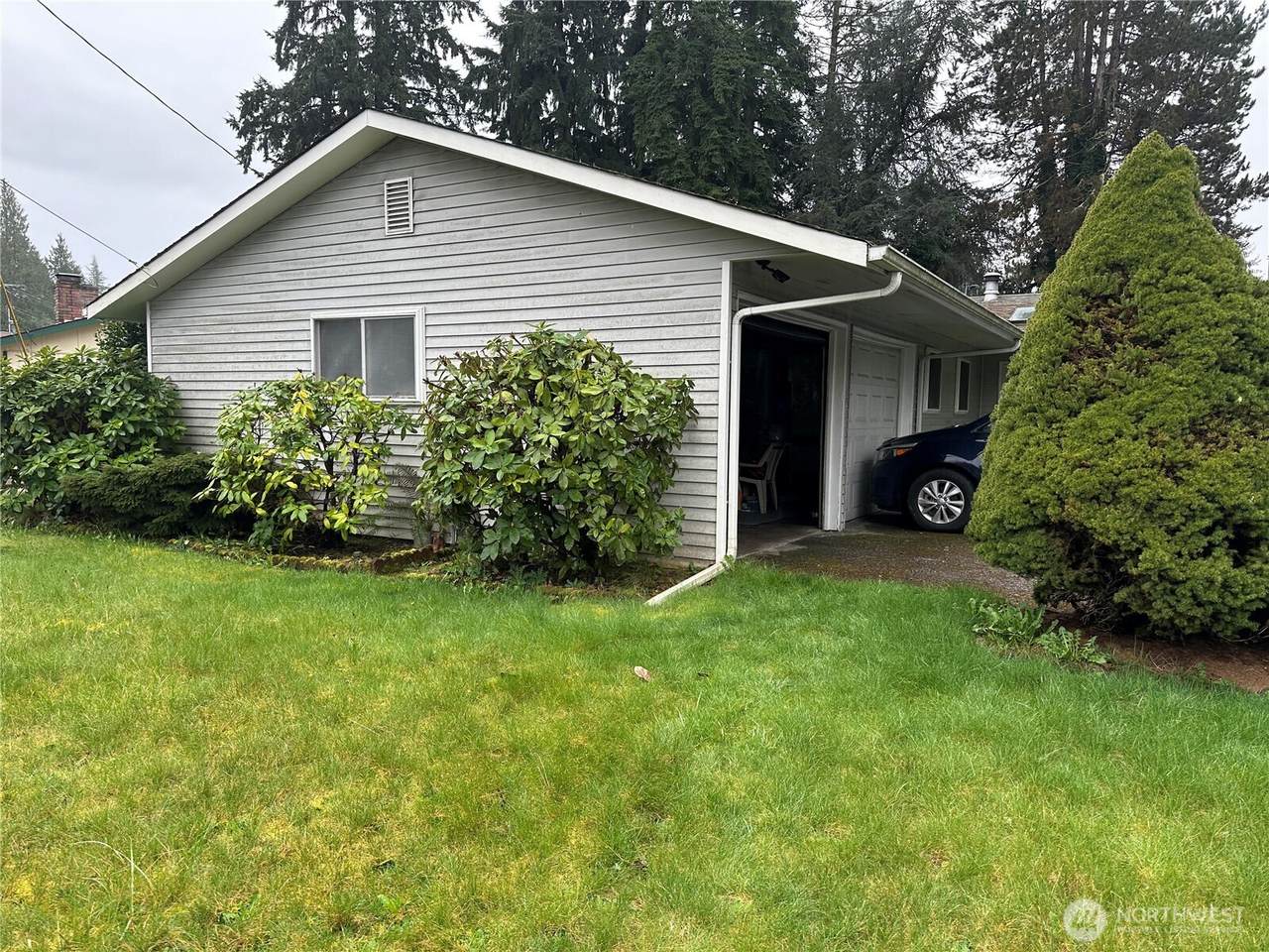 2615 Yelm Highway - Photo 1