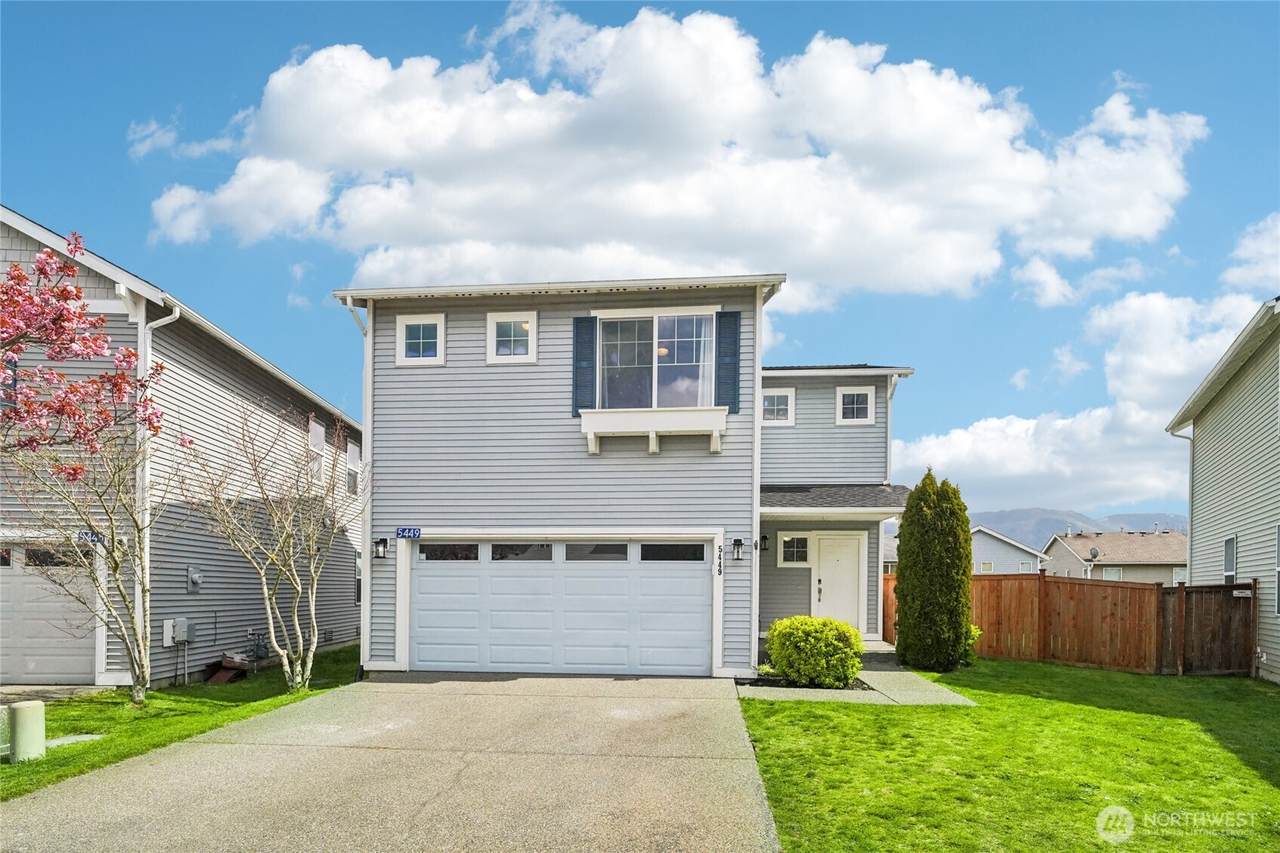 5449 Emerald Court - Photo 1