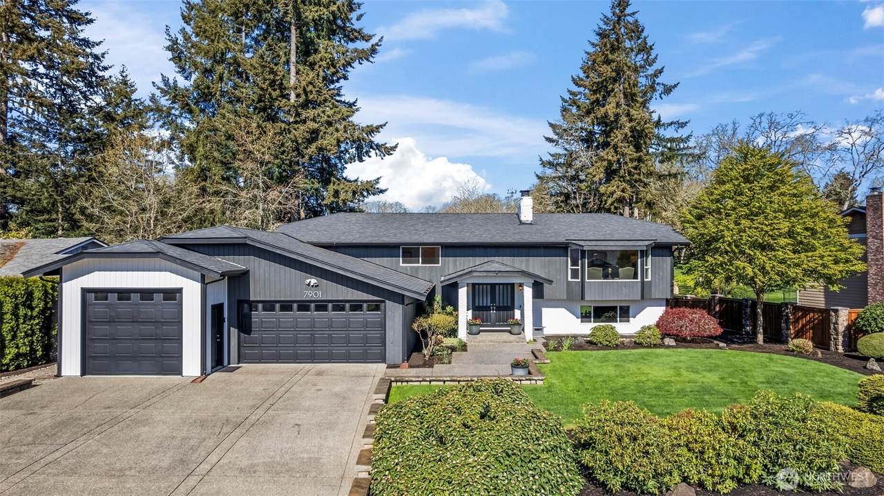 7901 Sapphire Drive - Photo 1