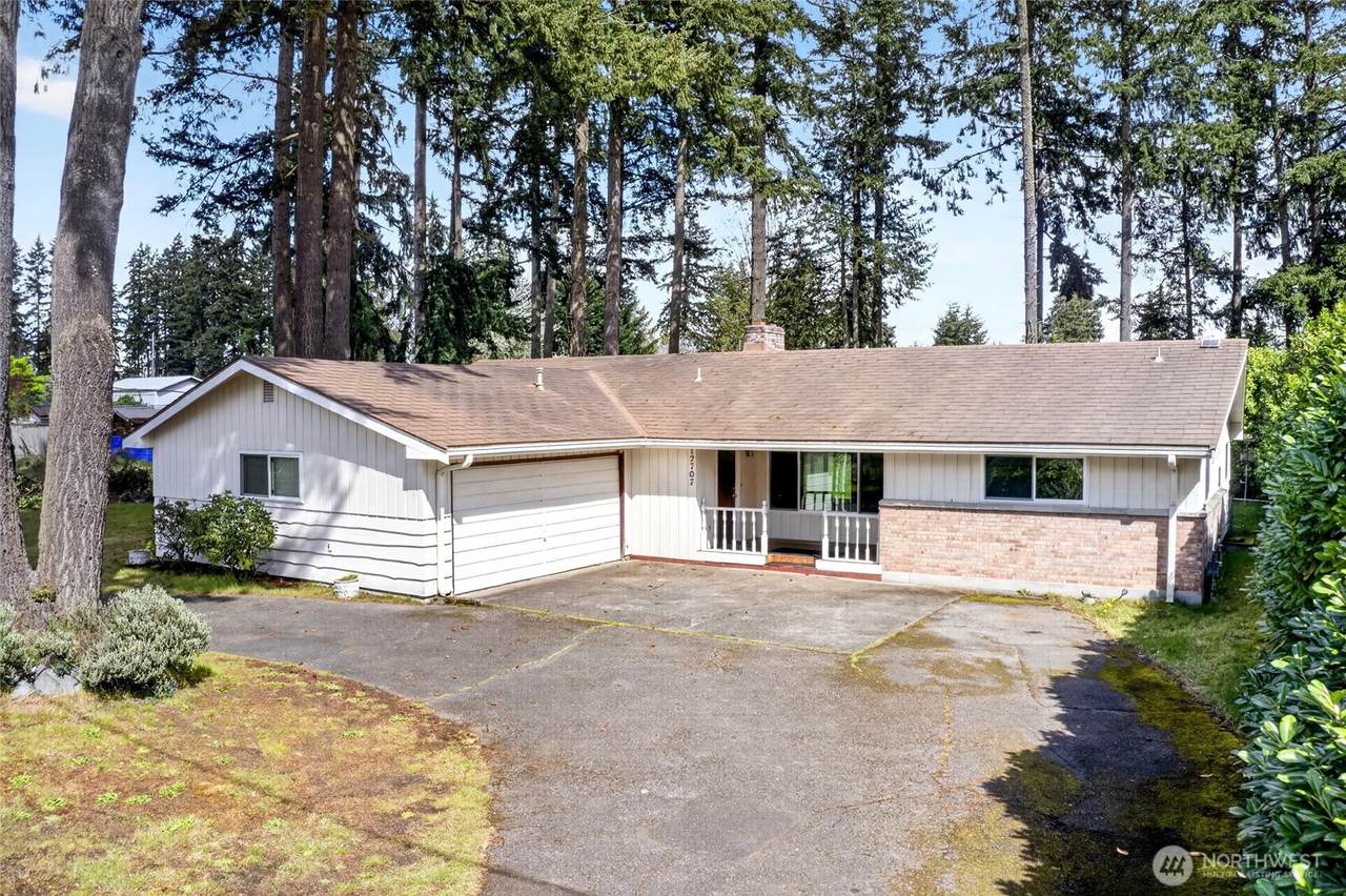12707 78th Avenue - Photo 1